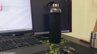 Konulu konuşmalı süt beyaz kızı sikiyor