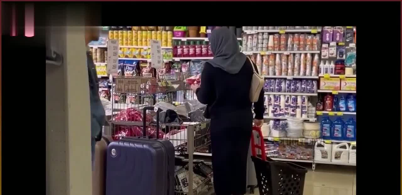 Egem Virtanen kızıl stun gibi kadını sikiyor