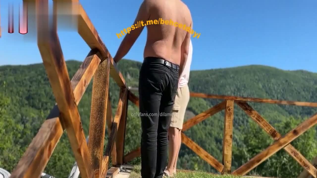 Karadenizde bungalov grup seks videosu